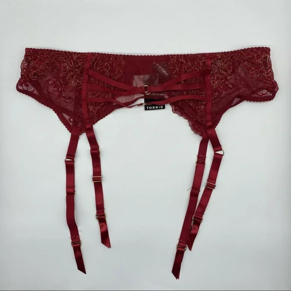 Torrid Women's Plus Size Red Mesh Lace Bralette & Garter Set Size 1X - threedaughtersproperties.com Torrid Women's Plus Size Red Mesh Lace Bralette & Garter Set Size 1X - threedaughtersproperties.com